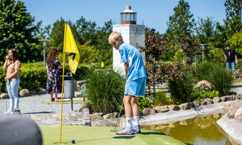 Golf and fun park